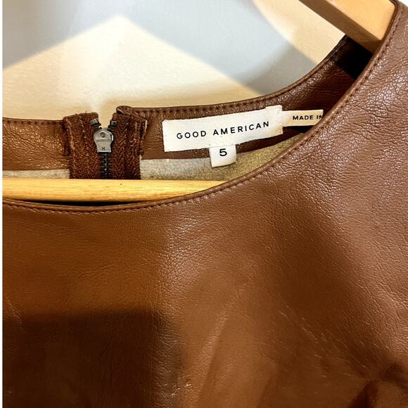 Good American | Better Than Leather Shell Crop Tank Burnt Caramel Size 5 2XL - Picture 4 of 9